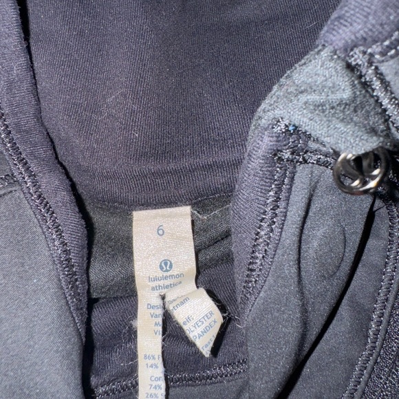 Lululemon Jacket - Picture 3 of 4